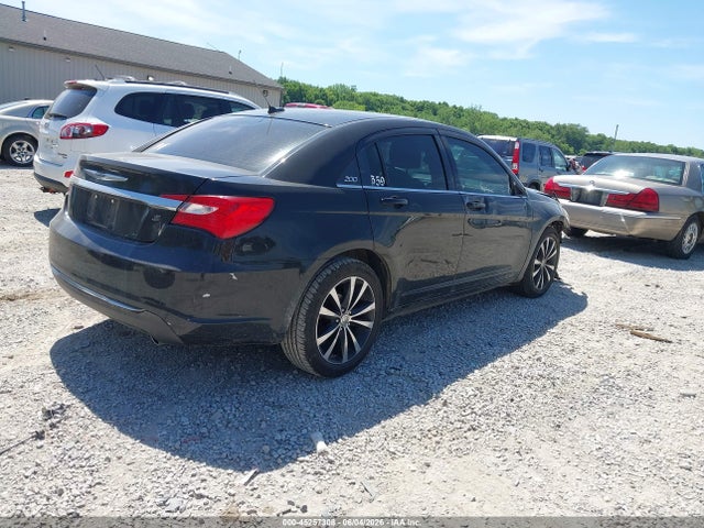 Chrysler 200 Limited