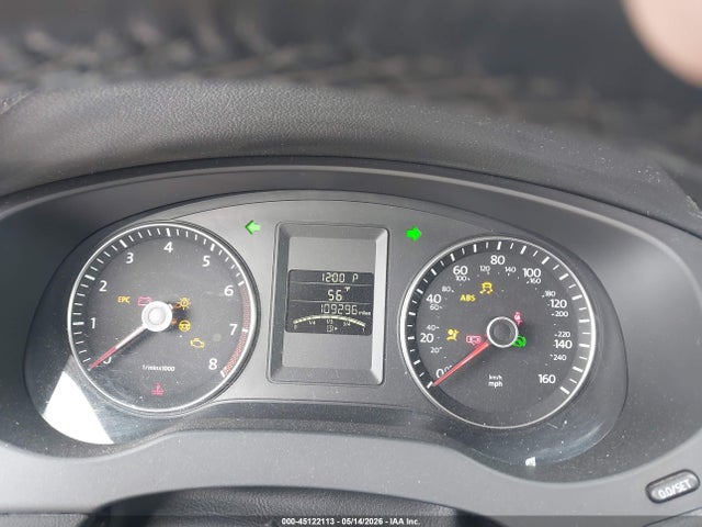 Volkswagen Jetta 1.8t Se