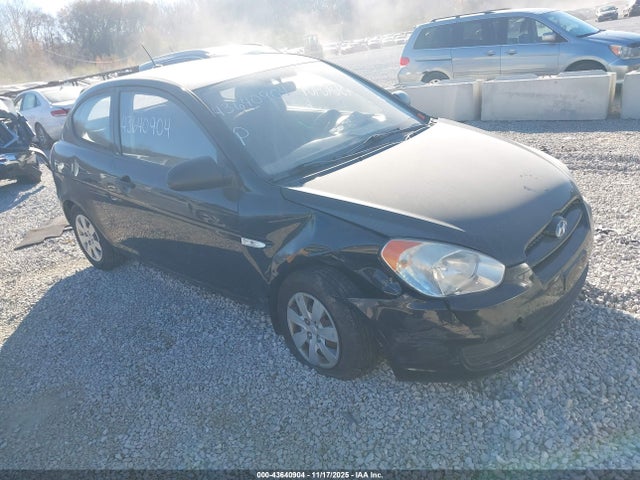 Salvage Hyundai ACCENT Image