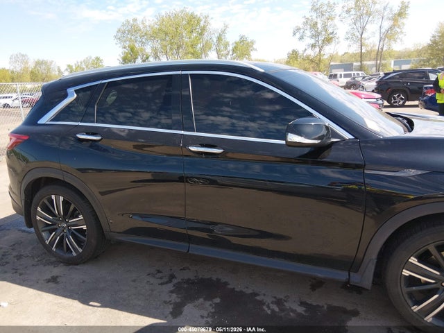 INFINITI Qx Luxe Awd