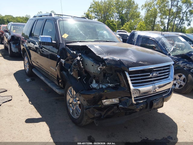 Salvage Ford Explorer Image