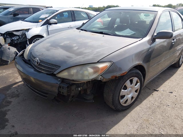 Toyota Camry Le