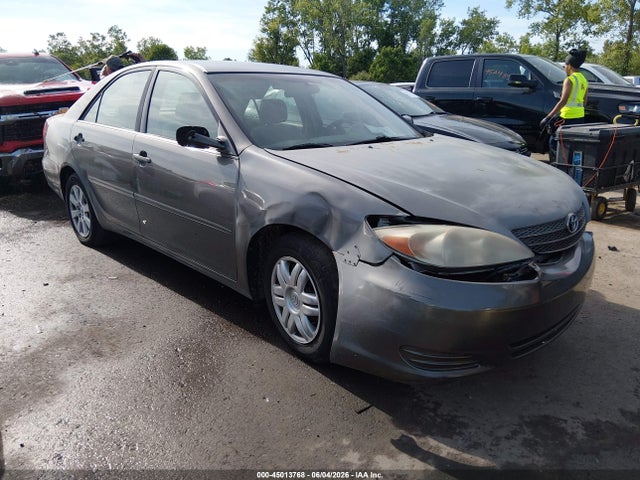 Salvage Toyota Camry Image
