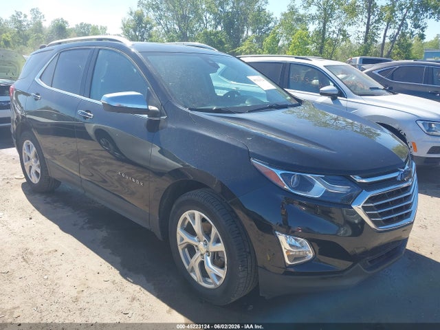 Salvage Chevrolet Equinox Image