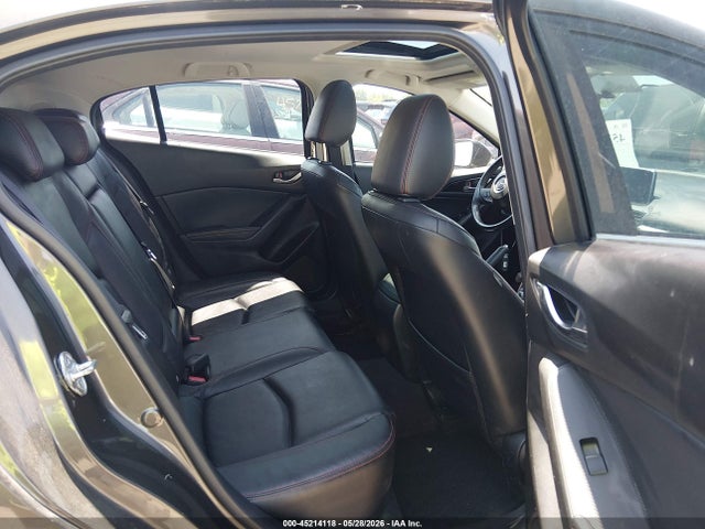 Mazda Mazda3 S Touring