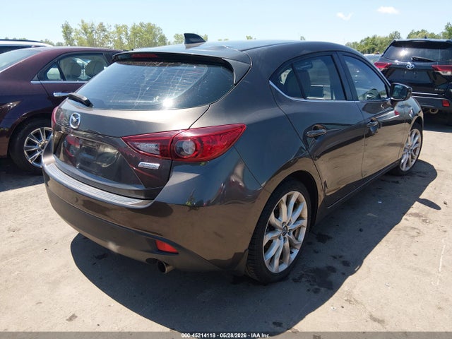 Mazda Mazda3 S Touring