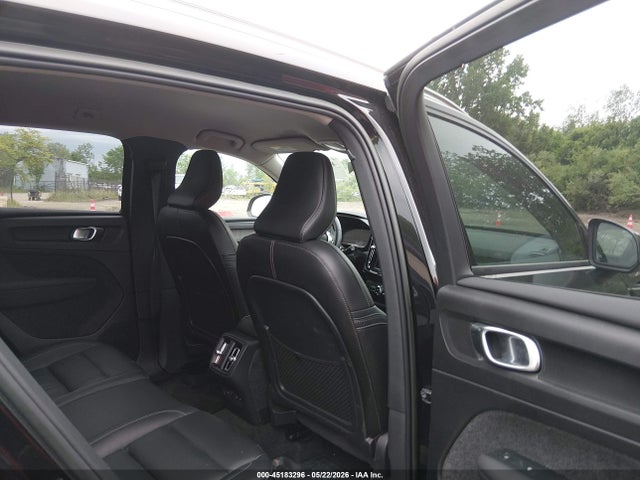 Volvo XC40 B5 Core