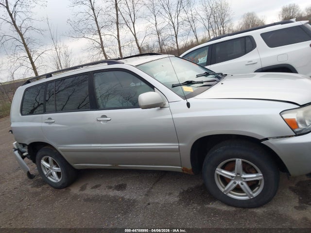 Toyota Highlander V6