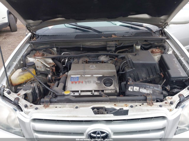 Toyota Highlander V6