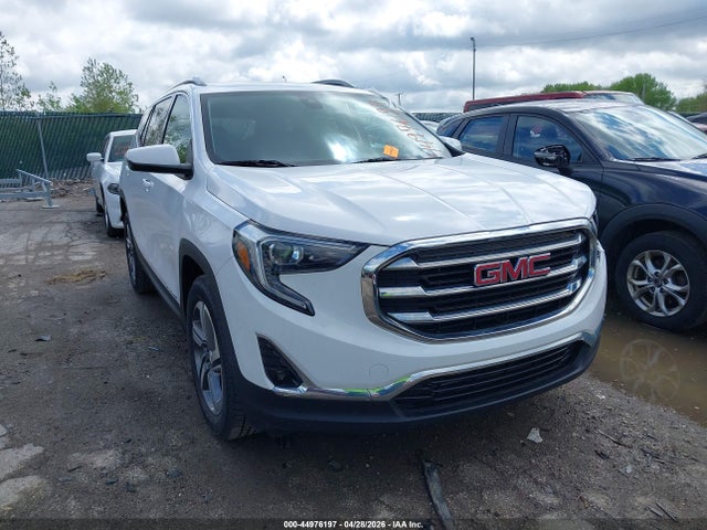 Salvage GMC Terrain Image