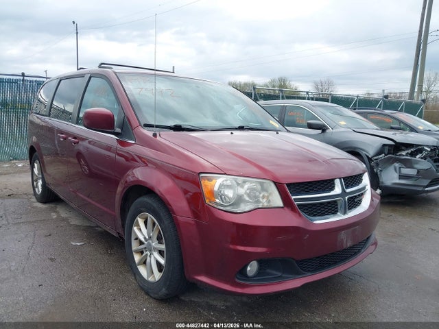 Salvage Dodge Grand Caravan Image