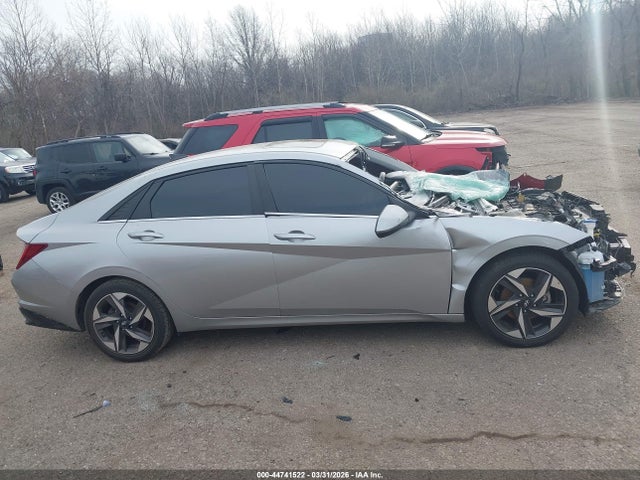 Hyundai ELANTRA Limited