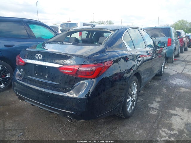 INFINITI Q50 Luxe Awd