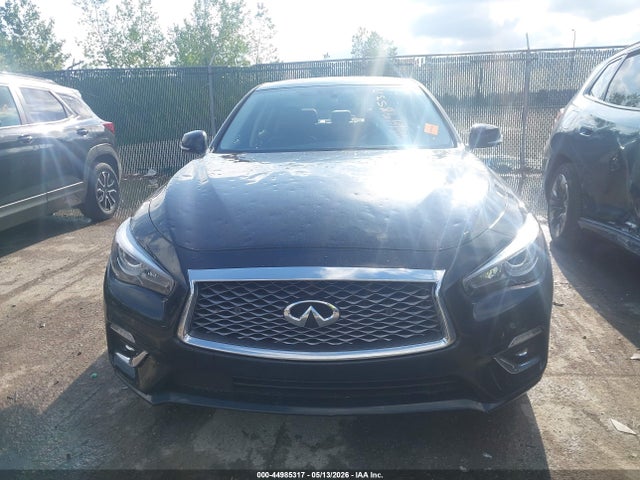INFINITI Q50 Luxe Awd