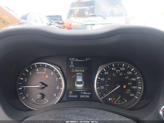 INFINITI Q50 Luxe Awd