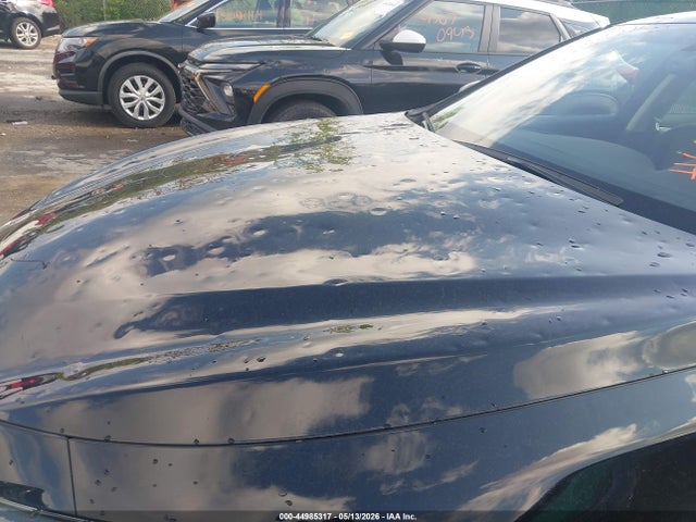 INFINITI Q50 Luxe Awd