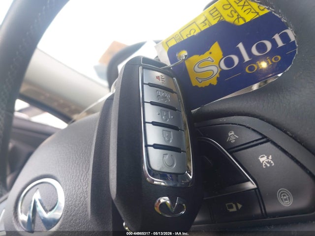 INFINITI Q50 Luxe Awd