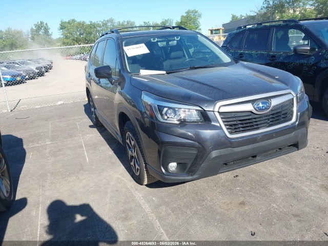 Salvage Subaru Forester Image