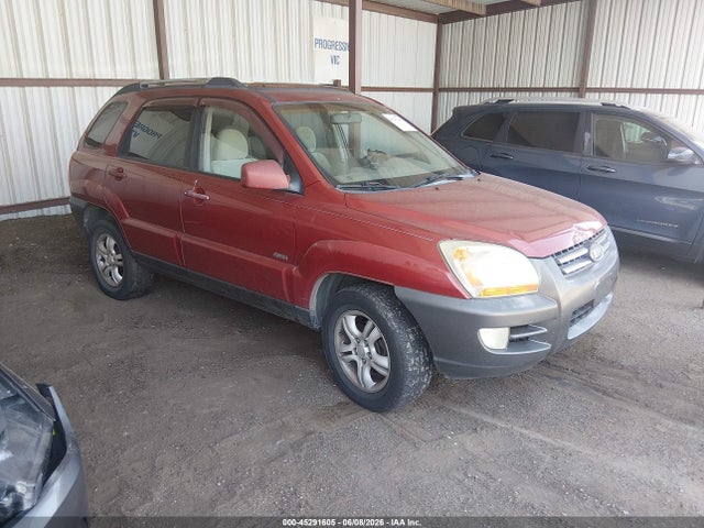 Salvage Kia Sportage Image