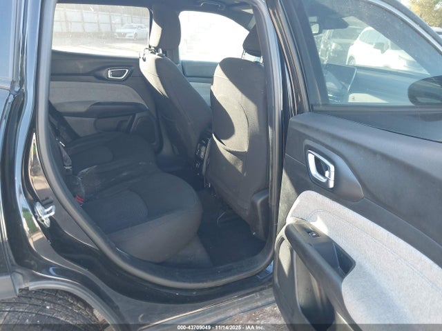 Jeep Compass Sport 4x4