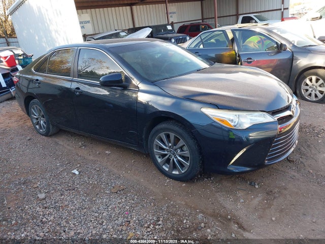 Salvage Toyota Camry Image