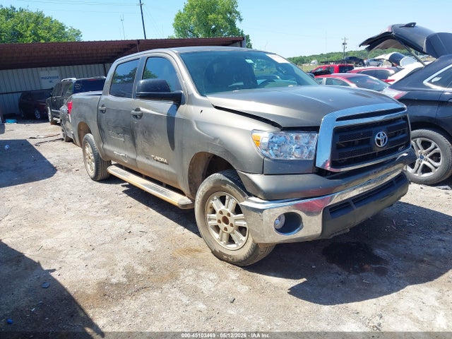 Salvage Toyota Tundra Image