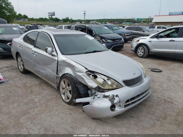Salvage Lexus Es Image