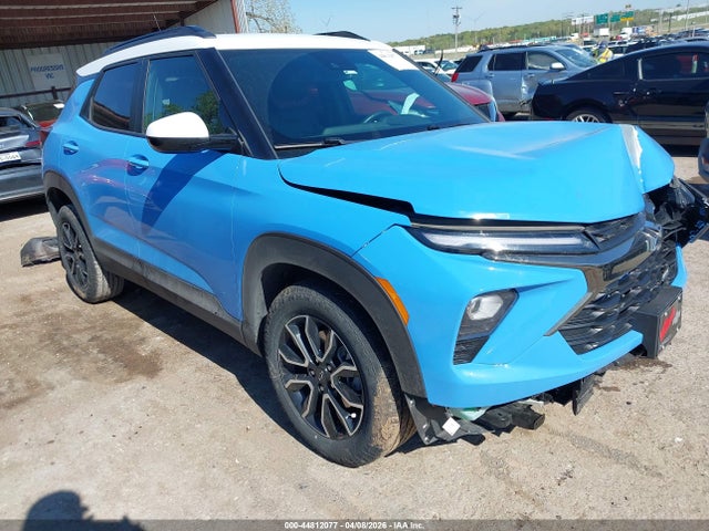 Salvage Chevrolet Trailblazer Image
