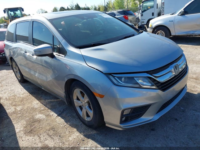 Salvage Honda Odyssey Image
