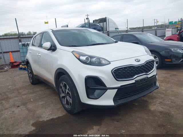 Salvage Kia Sportage Image