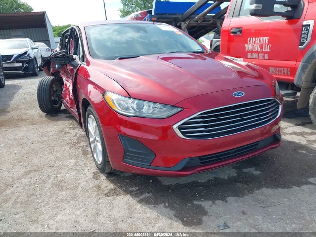 Salvage Ford Fusion Image