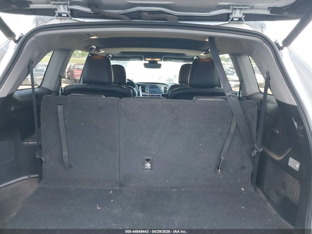 Toyota Highlander Se
