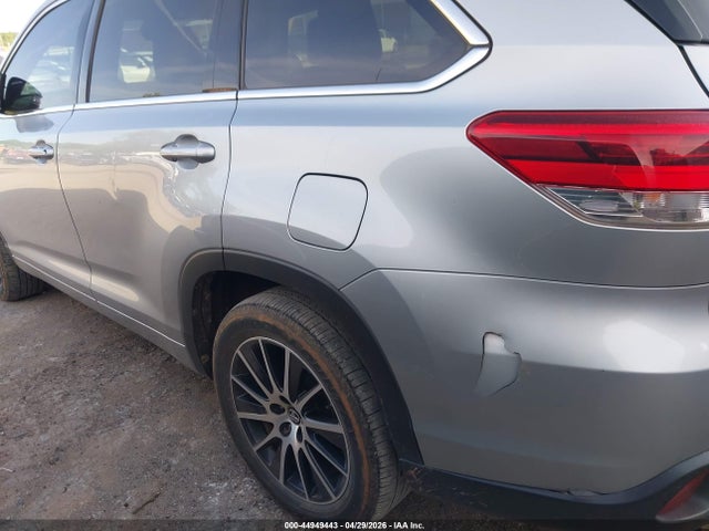 Toyota Highlander Se