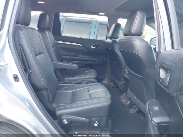 Toyota Highlander Se