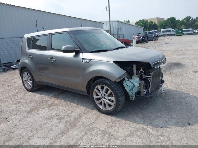 Salvage Kia Soul Image