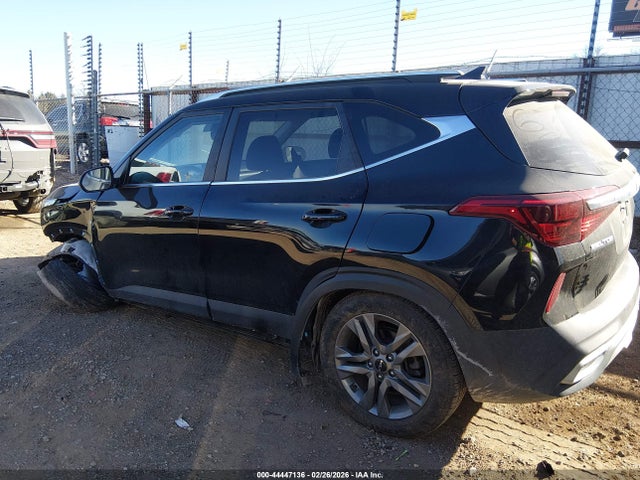 Kia Seltos S