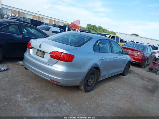 Volkswagen Jetta 2.0l S