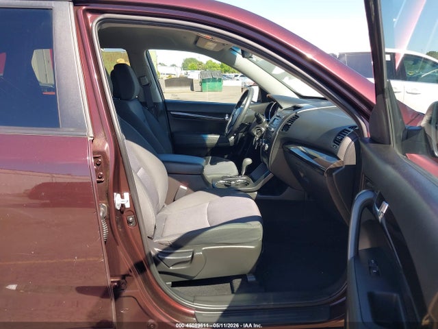 Kia Sorento Lx V6