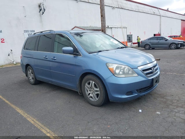 Salvage Honda Odyssey Image