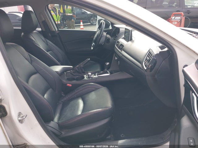 Mazda Mazda3 S Touring