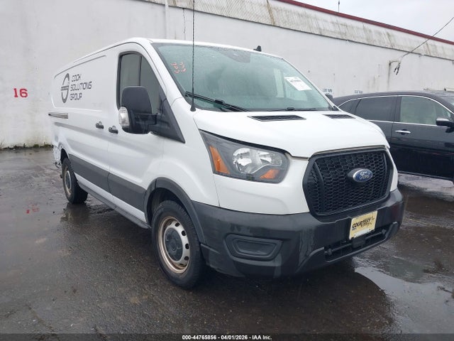 Salvage Ford Transit Image