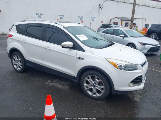 Salvage Ford Escape Image