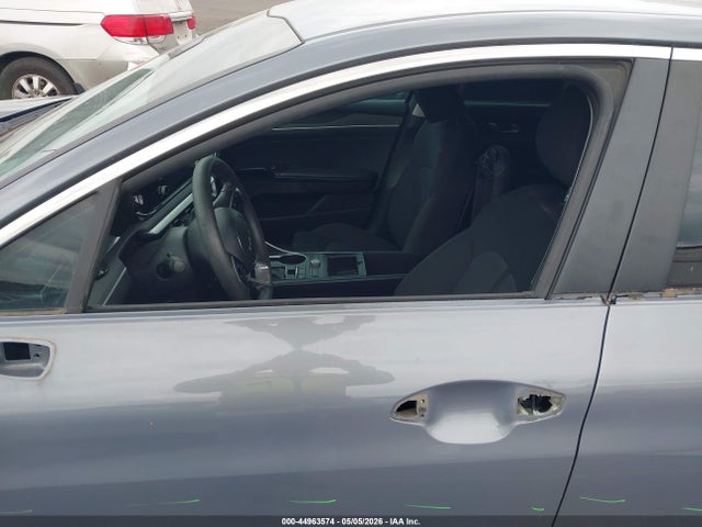 Kia K5 Lxs