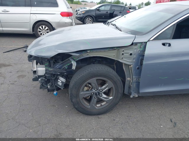 Kia K5 Lxs