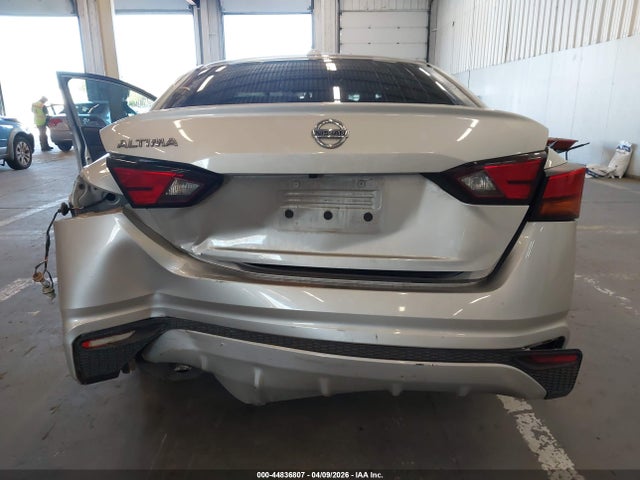 Nissan Altima S Fwd