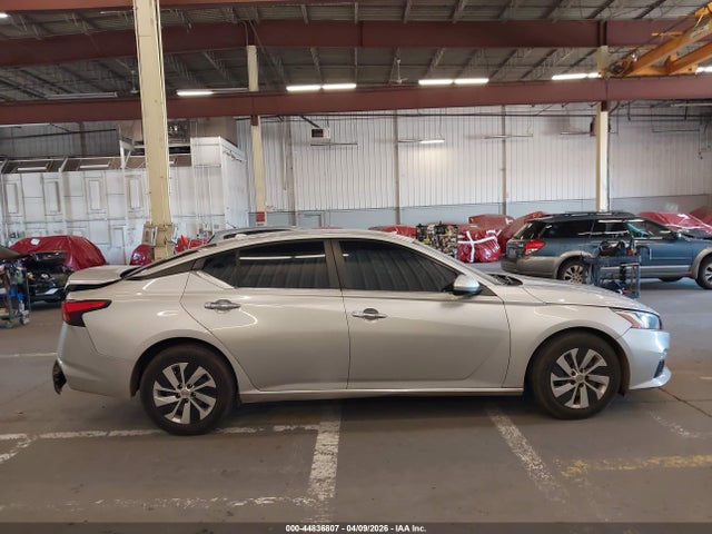 Nissan Altima S Fwd