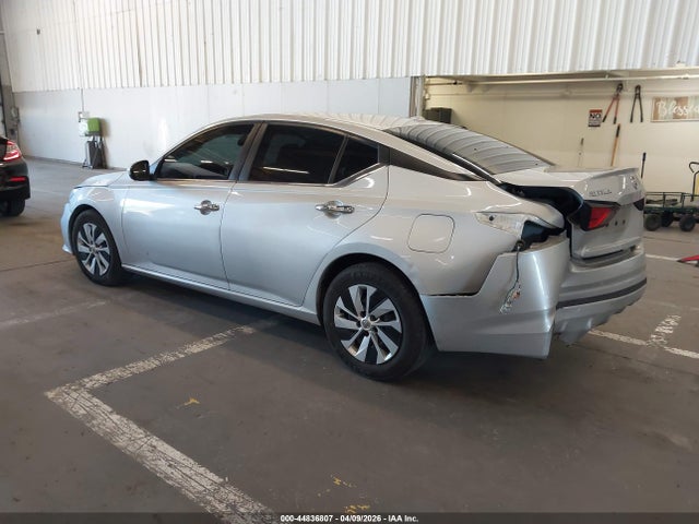 Nissan Altima S Fwd