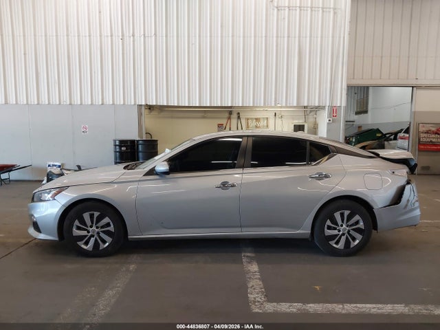 Nissan Altima S Fwd