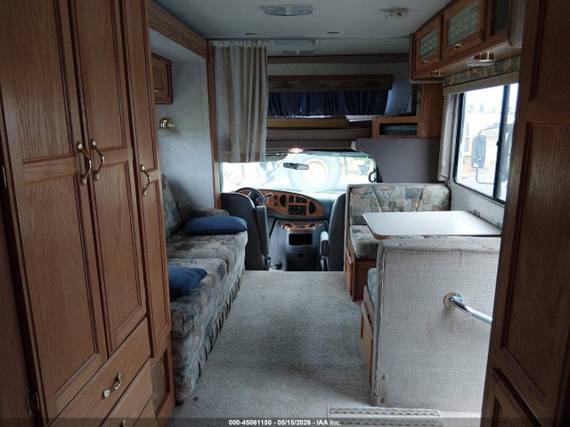 Ford E-450
