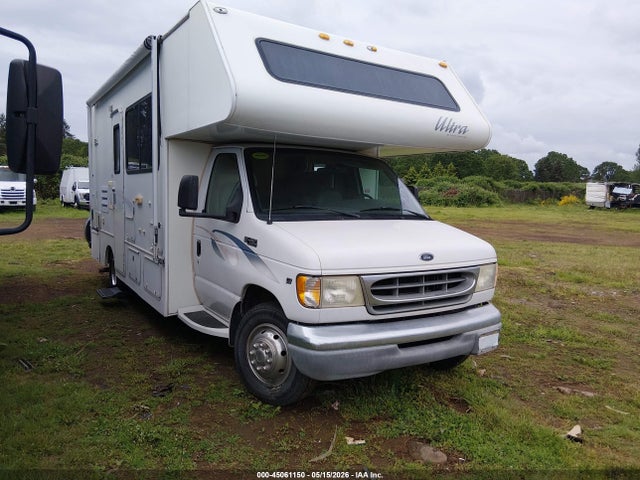 Salvage Ford E-450 Image